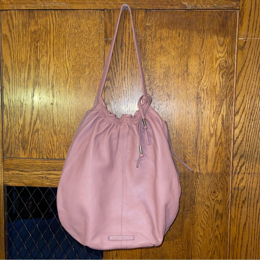 Lucky Brand, short strap, leather on one side and suede on the other